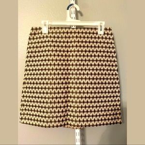 Black and Gold Jacquard Size 8 Mini Skirt by Loft with Zipper